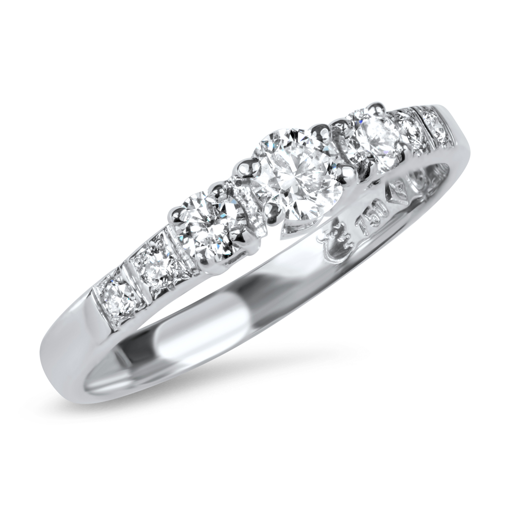 7 gem Diamond Ring