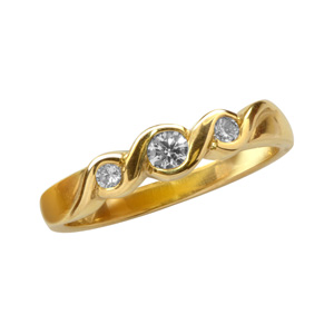 Amanda 9ct Yellow Gold Diamond Ring